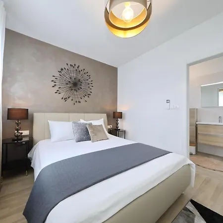 Penthouse Polo Apartment Bibinje