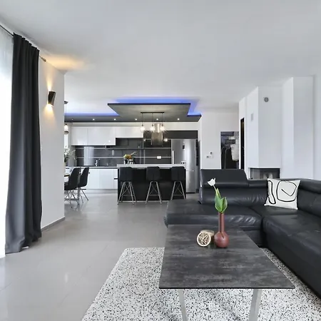 Penthouse Polo Bibinje