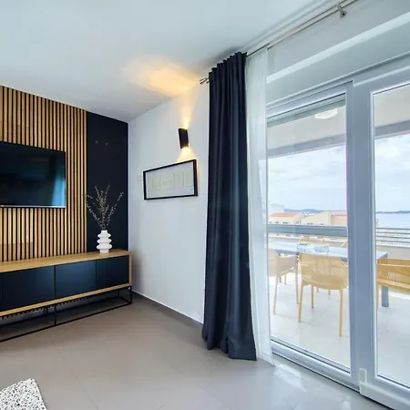 Penthouse Polo Apartment Bibinje