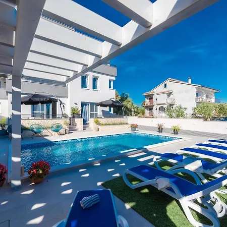 Apartment Penthouse Polo